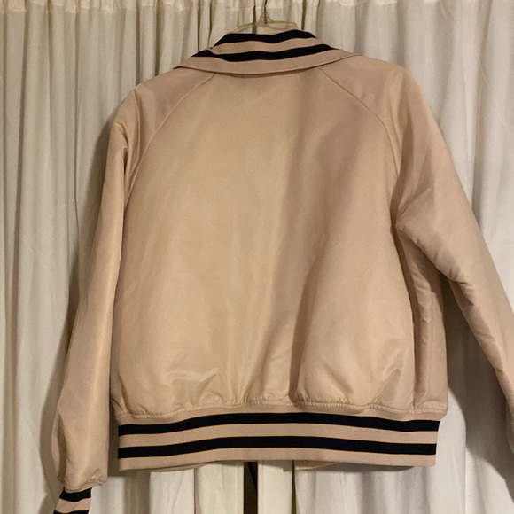 Levi Jacket! Never worn, with tags! Nonsmoking home. Very cute! - Picture 4 of 4